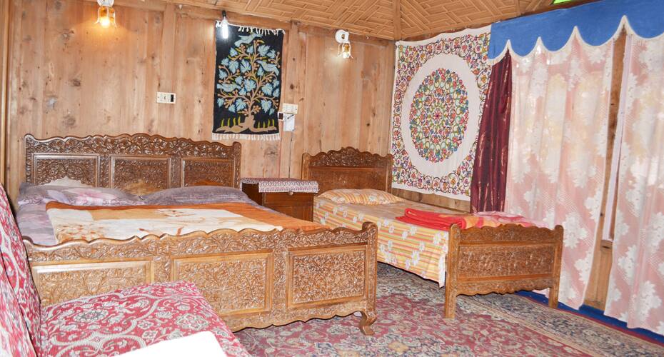 New Mandalay Houseboat, Srinagar 5